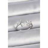 Pirinç Gümüş Renk Ayarlanabilir Zirkon Taşlı Beyaz Mineli Kalp Model Kadın Yüzük