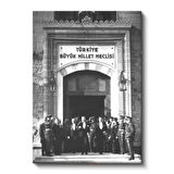 Meclis Kapısında Atatürk - Tarihi Fotoğraf Kanvas Tablo