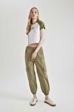 DeFacto Coool Jogger Pantolon Gabardin Kumaş Normal Bel Basic Düz Kargo Cepli B0454AX24SPKH461