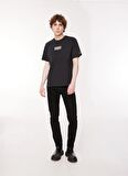 Levis Bisiklet Yaka Baskılı Siyah Erkek T-Shirt A2082-0147_SS RELAXED FIT TEE YS BW