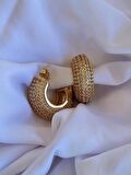 Yarım Halka Boru Model Full Taşlı Elegant Altın Kaplama Gold Renkli Çelik Küpe