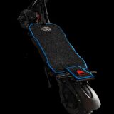 Elektrikli Scooter Aksesuar Koruyucu Paspas Onvo Rx7 Uyumlu Gri Kurt Arma ve Kırmızı Kurt Nakış Armalı Ayak Dayama Seti ile Birlikte