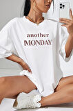 Uyguntarz Unisex Another Monday Baskılı Oversize Tshirt