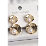 Pirinç Gold Renk Sallantı İnci Detaylı Daire Plaka Model Kadın Küpe