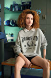 Nakışlı Bebe Yaka Sweatshirt Gri