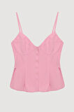 Pile Detaylı Düğmeli İnce Askılı Bluz Pembe