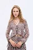 Leopar Desenli Bağcıklı Fırfırlı Tül Bluz Bej