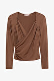 Kruvaze Yaka Drapeli Uzun Kollu Bluz Kahverengi