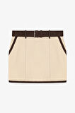 Kontrast Dikiş Detaylı Kemerli Mini Etek Bej