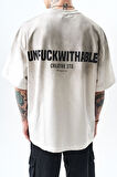 Erkek Unfuckwithable Baskılı Oversize T-Shirt Ekru