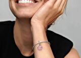 Pandora 798888C01 - Pembe Doğum Günü Pastası Sallantılı Charm