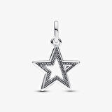 Pandora ME Işıltılı Yıldız Madalyon Charm 793032C01
