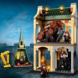 LEGO Harry Potter 76387 Hogwarts: Fluffy Encounter