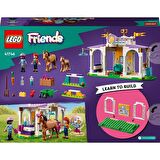 LEGO Lego®  Friends At Eğitimi 41746 - 4 Yaş ve Üzeri Çocuklar Için 2 Mini Bebek ve 2 At Figürü Içeren Yaratıcı Oyuncak Yapım Seti (134 Parça)