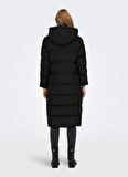 Only Siyah Kadın Kaban ONLPAULA PREMIUM PUFFER LONG OTW