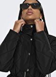 Only Siyah Kadın Mont ONLINA LIFE QUILTED JACKET NOOS OTW