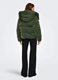 Only Yeşil Kadın Mont ONLBERGEN LIFE OVERSIZED PUFFER OTW