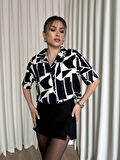 BİÇOMİ Siyah beyaz baskılı crop gömlek
