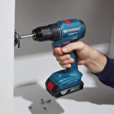 Bosch Professional GSR 185-Li 2.0 Ah + 3.0 Ah Çift Akülü Vidalama Makinesi Ve Pz2/25 Bits Uç