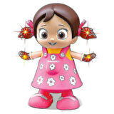 Dans Eden Şarkı Söyleyen Kız