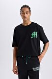 DeFactoFit NBA Milwaukee Bucks Oversize Geniş Kalıp Bisiklet Yaka Kısa Kollu Tişört B3910AX25SPBK81