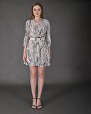 Modatalika Kadın Yeni Sezon Mini Boy Desenli Truvakar Kol Kemer Detaylı Mini Elbise