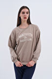Trend Kadın Şıklığı ve rahatlığı bir arada sunan Sweatshirt