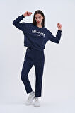 Trend Kadın Hem şehirli hem de rahat stilin mükemmel buluşması olan bu sweatshirt