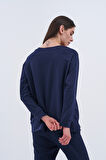 Trend Kadın Doğallığın ve rahatlığın mükemmel uyumu! Sade sweatshirt,ümüz, her anınıza konfor ve şıklık katıyor.