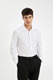 DeFacto Slim Fit Dar Kesim Oxford Basic Düz Pamuk Karışımlı Uzun Kollu Beyaz Gömlek R4340AZ24AUWT34