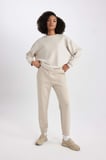 DeFacto Jogger İnce Eşofman Altı Standart Fit Beli Lastikli Cepli Basic Düz B6358AX23WNBG737