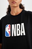 DeFactoFit NBA Wordmark Boxy Fit Bisiklet Yaka Kısa Kollu Tişört Z9313AZ24AUBK81