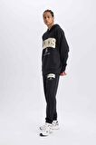 DeFactoFit NBA Los Angeles Lakers Jogger Eşofman Altı Standart Fit Cepli Esnek Bantlı Paça Skuba Dalgıç Kumaş D6723AX25SPBK82