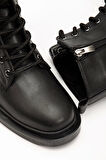 Siyah Bağcıklı Fermuarlı Günlük Kadın Bot