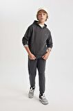 DeFacto Erkek Çocuk Sırt Baskılı Kapüşonlu Sweatshirt B5487A823WNAR212