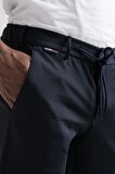Slimfit Beli Lastikli Ve İplikli Polyamid Hafif Parlak Kışlık Kumaş Erkek Jogger Pantolon