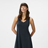 Nautica Kadın Siyah V Yaka Kolsuz Elbise