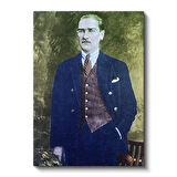 Yeşil Fonlu Atatürk - Lacivert Ceket Portresi Kanvas Tablo