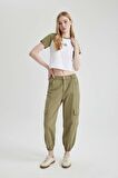 DeFacto Coool Jogger Pantolon Gabardin Kumaş Normal Bel Basic Düz Kargo Cepli B0454AX24SPKH461