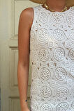 Sorrento Kadın Beyaz Dantel İşlemeli Midi Elbise – Zarif Yazlık Şıklık