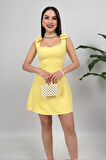 Soléa Kadın Sarı Fiyonklu Mini Elbise – Yazlık Şık Tasarım