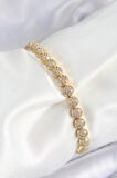 Pirinç Zirkon Taşlı Yarım Topcuk Model Gold Renk VIP Seri Kadın Bileklik - TJ-BB7508