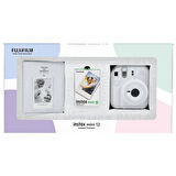 Instax mini 12 Beyaz Fotoğraf Makinesi 10'lu Film ve PVC Albüm Bundle Box