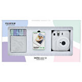 Instax mini 12 Beyaz Fotoğraf Makinesi 10'lu Film ve Mandal Bundle Box