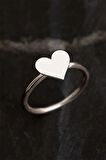 Kadın Gümüş Yüzük - El Işçiliği Kalp Motifli Ince Kadın Yüzük