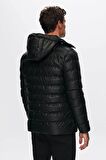 Slim Fit Siyah Su Itici Rüzgar Geçirmez Elyaf Dolgulu Deri Görünümlü Çıkarılabilir Kapüşonl 1HF07ORT01910
