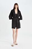 DeFacto Regular Fit Wrap Yaka Saten Yarım Kol Sabahlık-Fall in Love B8856AX24HSBK27