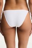 Beyaz Ava Bikini Bikini Altı