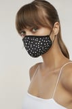 Siyah Desenli Maske