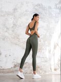 Haki Yeşil Arkası Büzgülü Scrunch Butt Spor Tayt Tulum